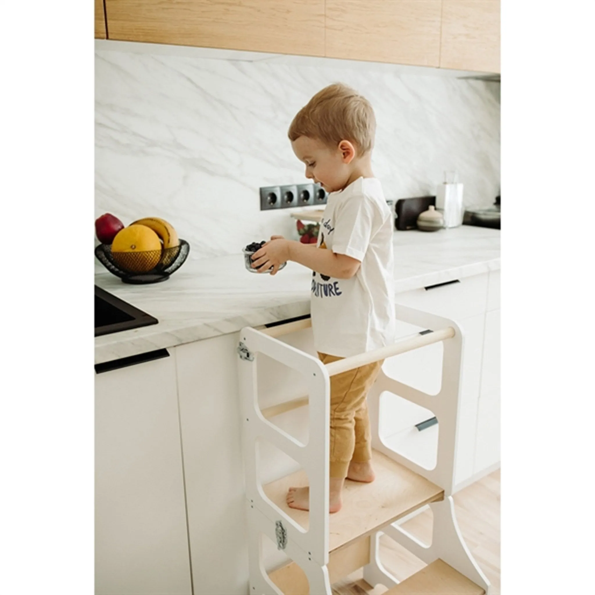 Duck Woodworks Foldable Kitchen Tower White