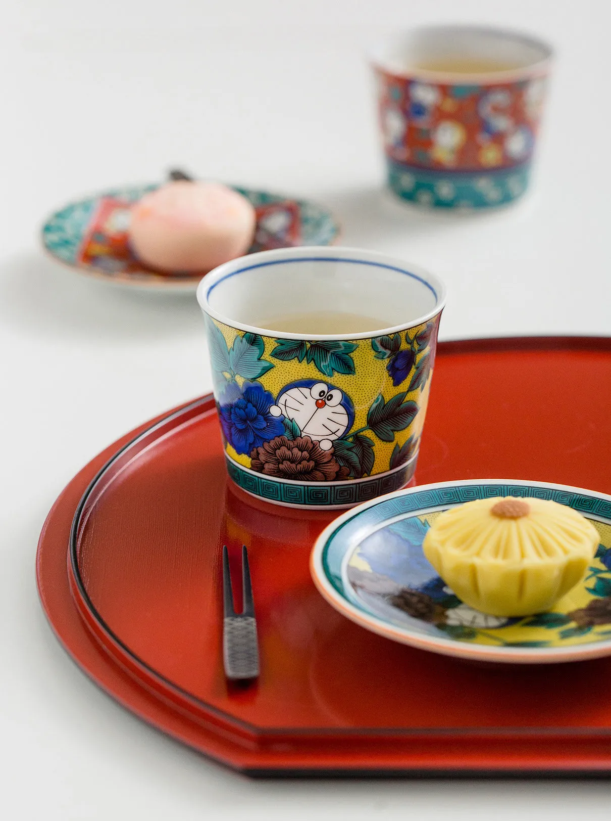 Gohobi Japanese Doraemon Tea Cup and Ceramic Plate Set