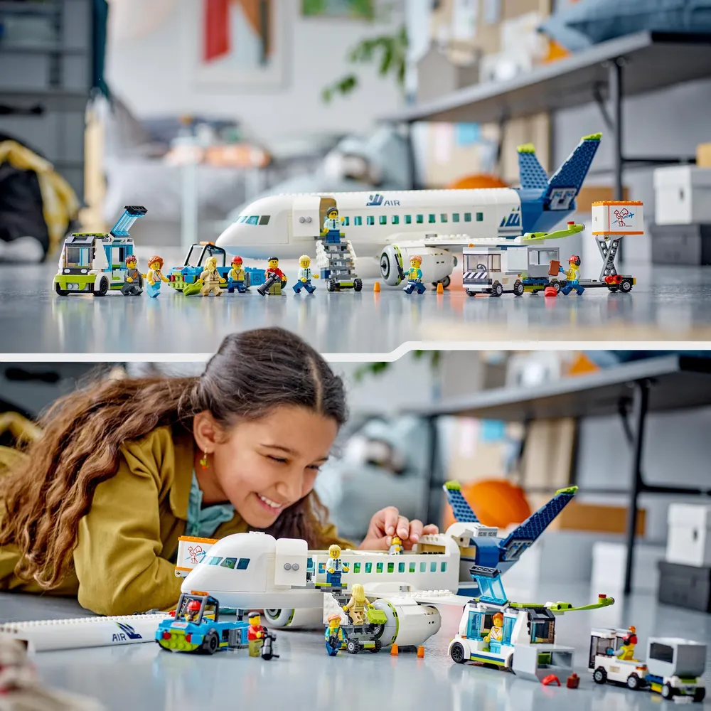 LEGO CITY Passenger Airplane 60367