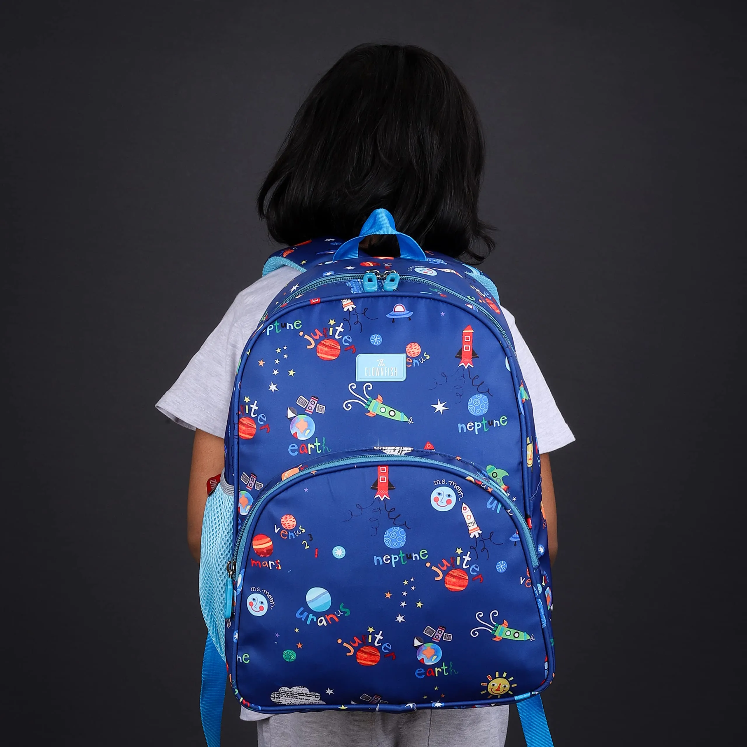 THE CLOWNFISH Cosmic Critters Series Printed Polyester 15 Litres Kids Backpack School Bag with Free Pencil Staionery Pouch Daypack Picnic Bag for Tiny Tots Of Age-5-7 years (Dodger Blue) (Medium Size)